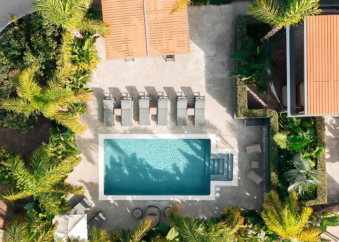 Palmeral Luxury Suites