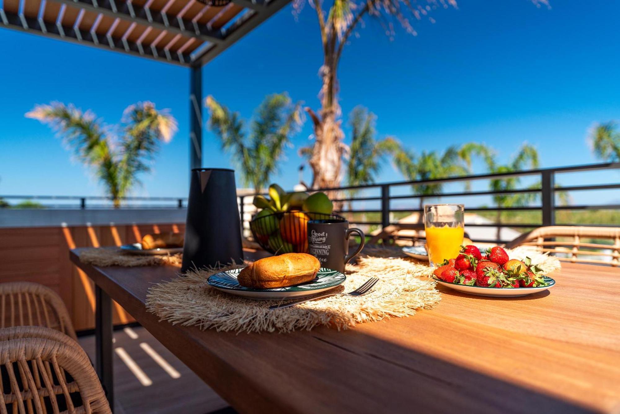 Palmeral Luxury Apartment Kremastí